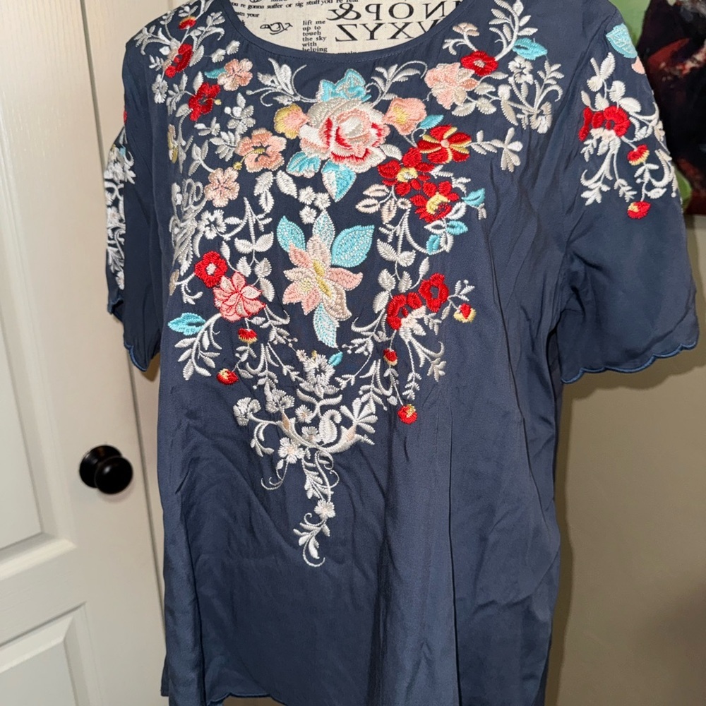 Andrée by Unit Navy Blue Floral Embroidered Scallop Hem Boho Blouse XL